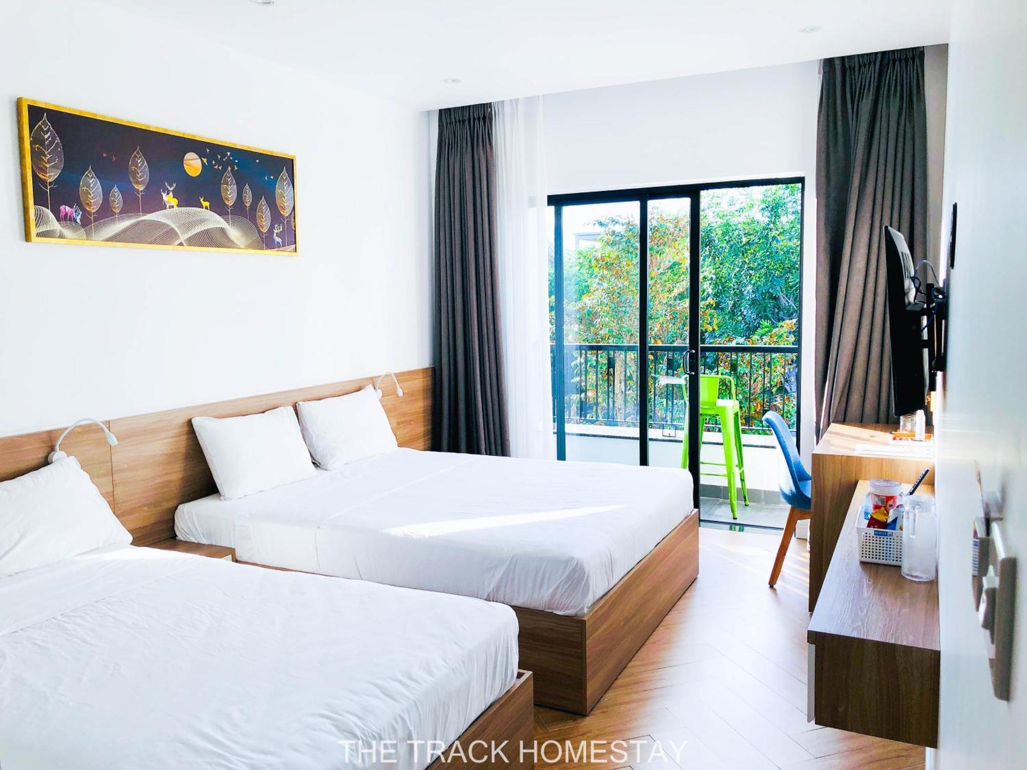 The Track Homestay - Near Bai Dai Beach Cam Lam Kültér fotó